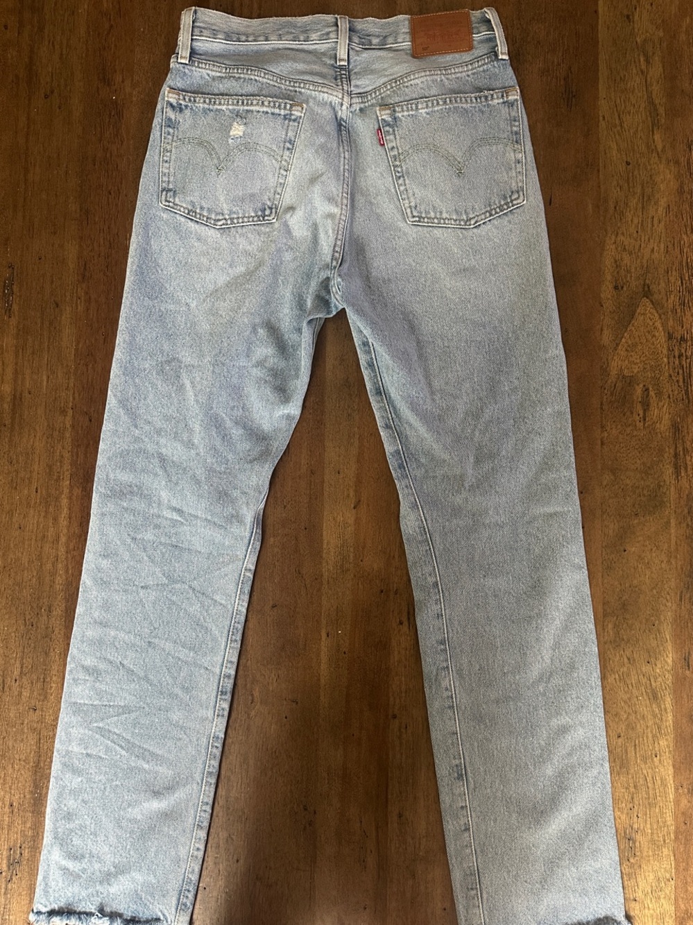 Levi's Women’s Light Blue Distressed 501 Jeans Size 27 - Picture 13 of 13